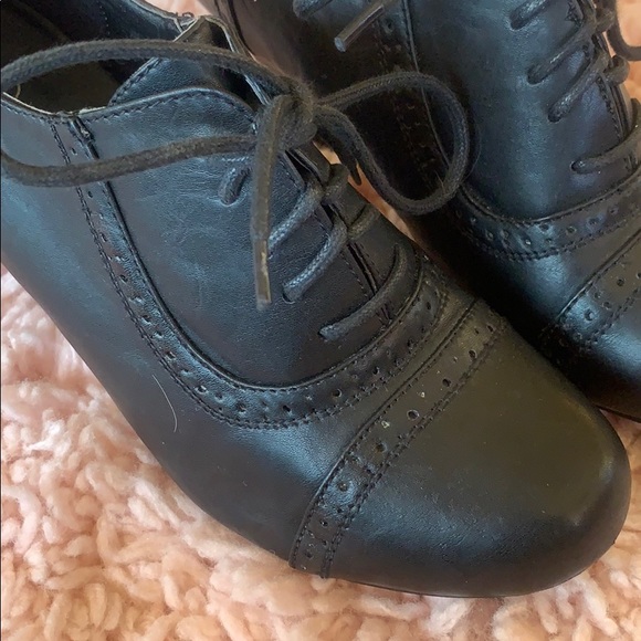 Pump Booties - Picture 4 of 5